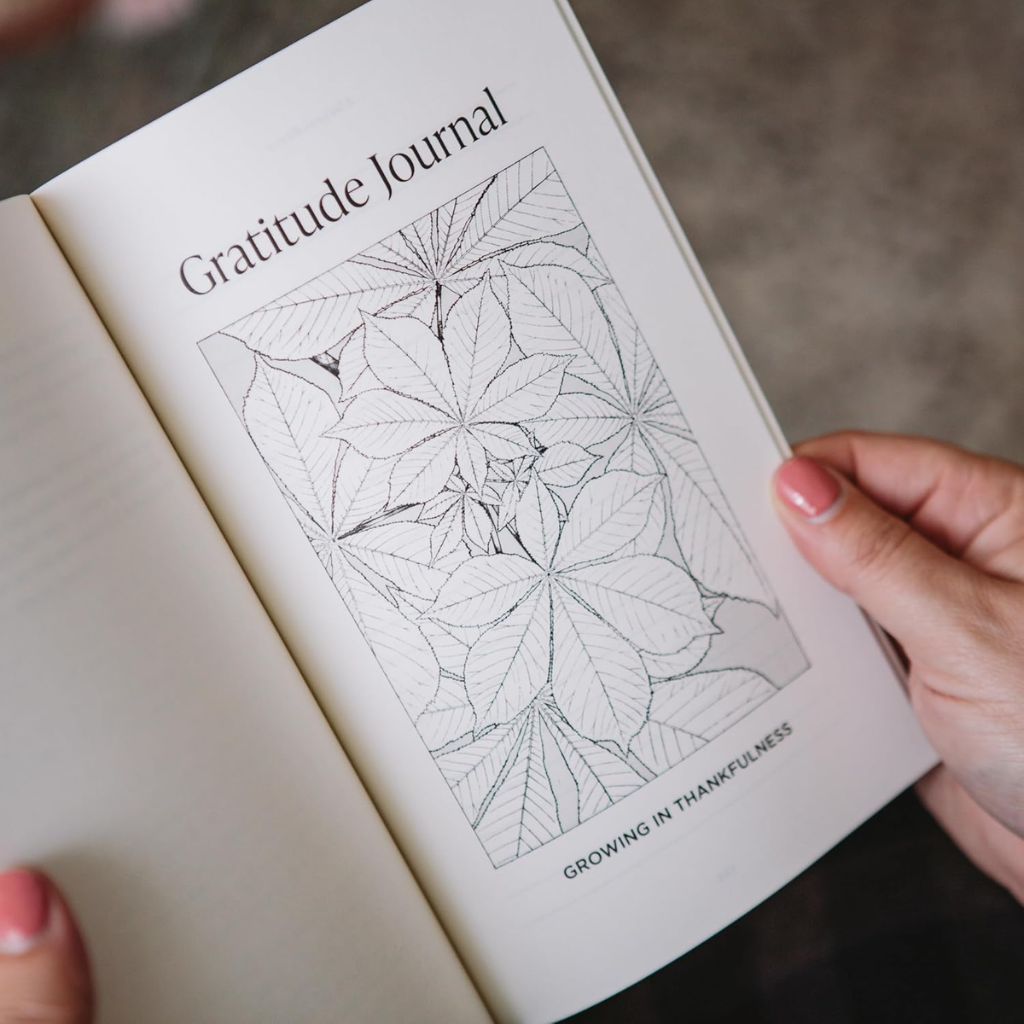 Grateful: 30 Days of Growing in Thankfulness