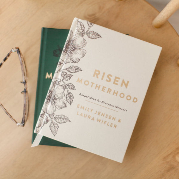 Risen Motherhood (Deluxe Edition): Gospel Hope for Everyday Moments